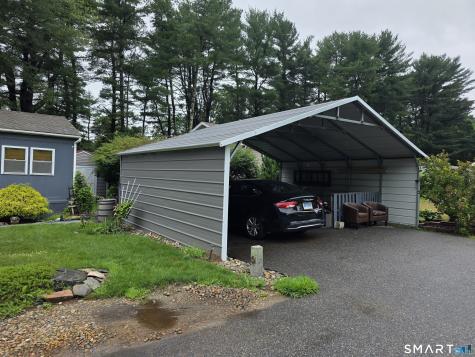 439 Putnam Pike Killingly CT 06241