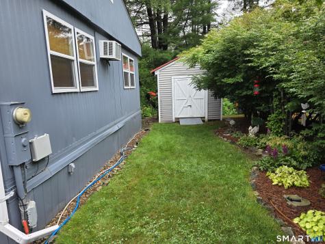 439 Putnam Pike Killingly CT 06241