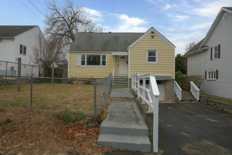 68 Clifton Place Bridgeport CT 06606