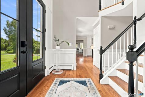 40-42 Great Ring Road Newtown CT 06482