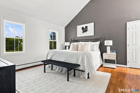40-42 Great Ring Road Newtown CT 06482
