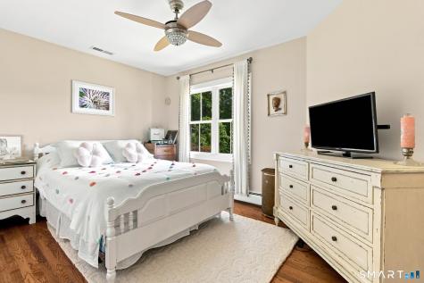 40-42 Great Ring Road Newtown CT 06482