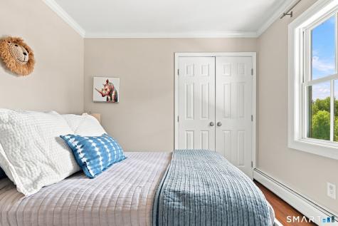 40-42 Great Ring Road Newtown CT 06482