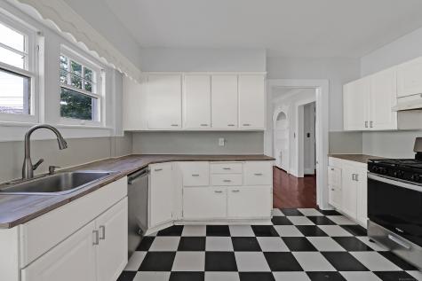 185 Wakelee Avenue Ansonia CT 06401