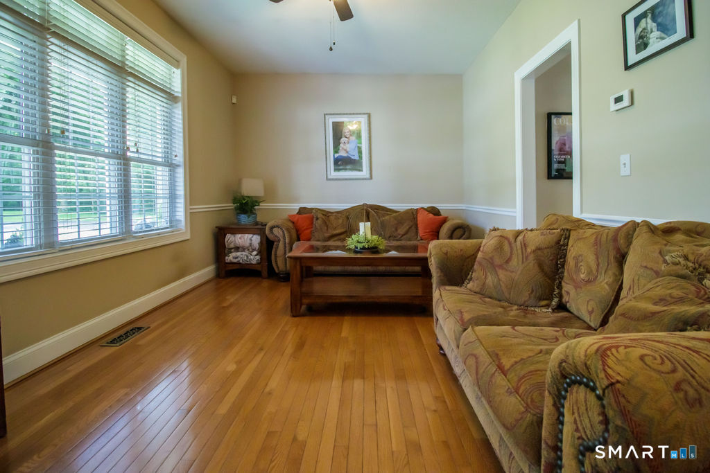 1 James Place Plainville CT 06062