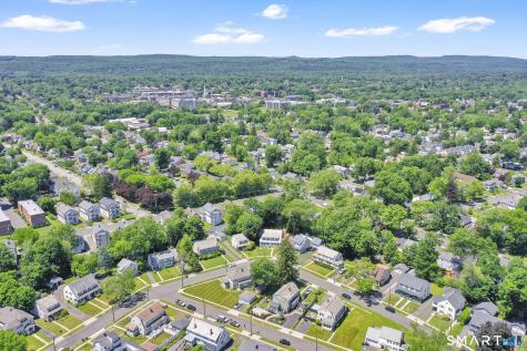 107 Washington Circle West Hartford CT 06119