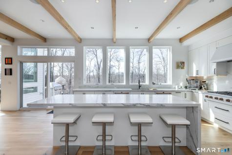 183 Willow Creek Estates Southbury CT 06488