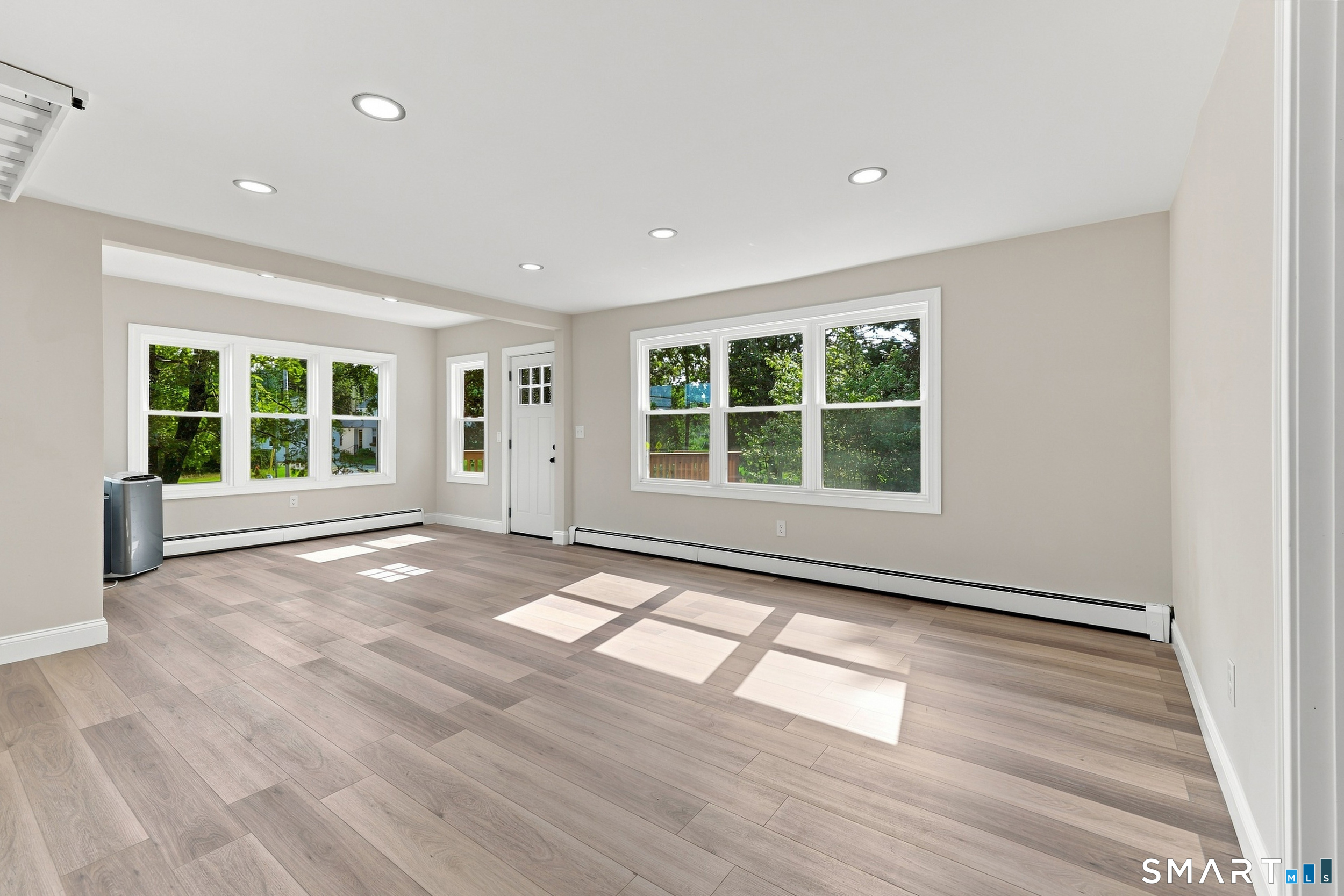 1092 Plainfield Pike Sterling CT 06373