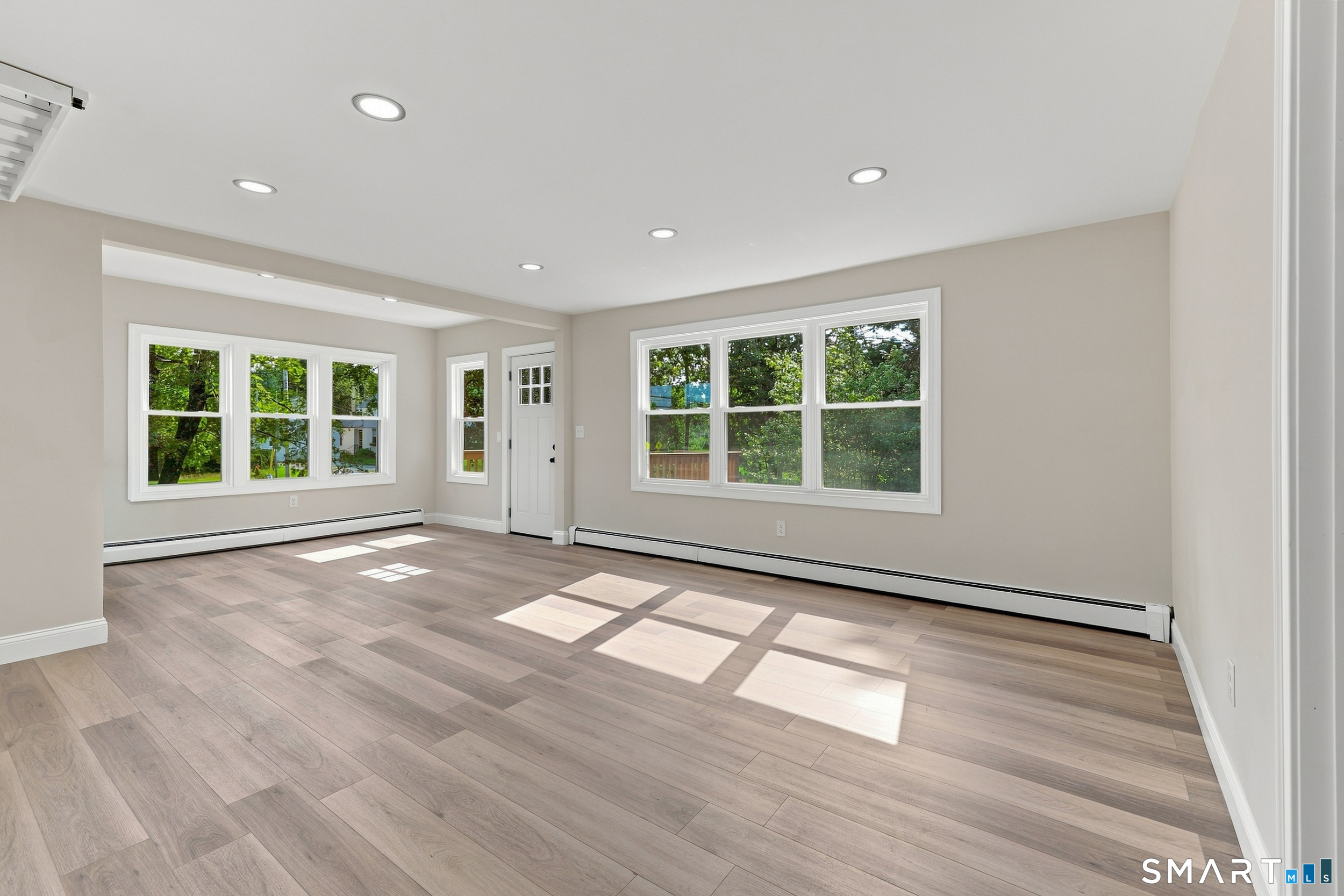 1092 Plainfield Pike Sterling CT 06373