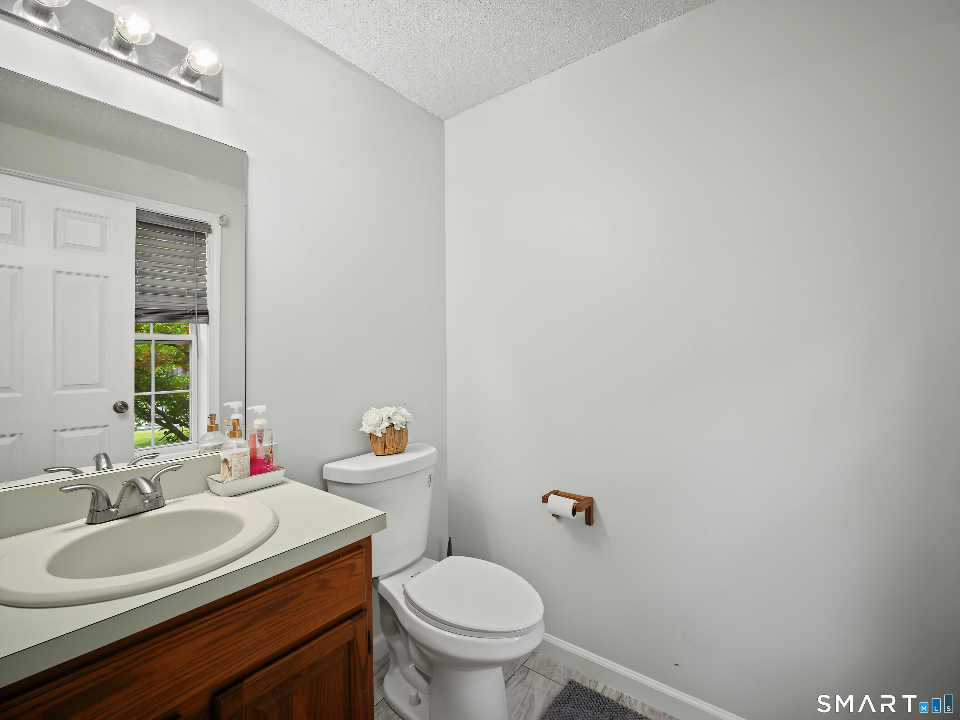 46 Bentley Drive Manchester CT 06042