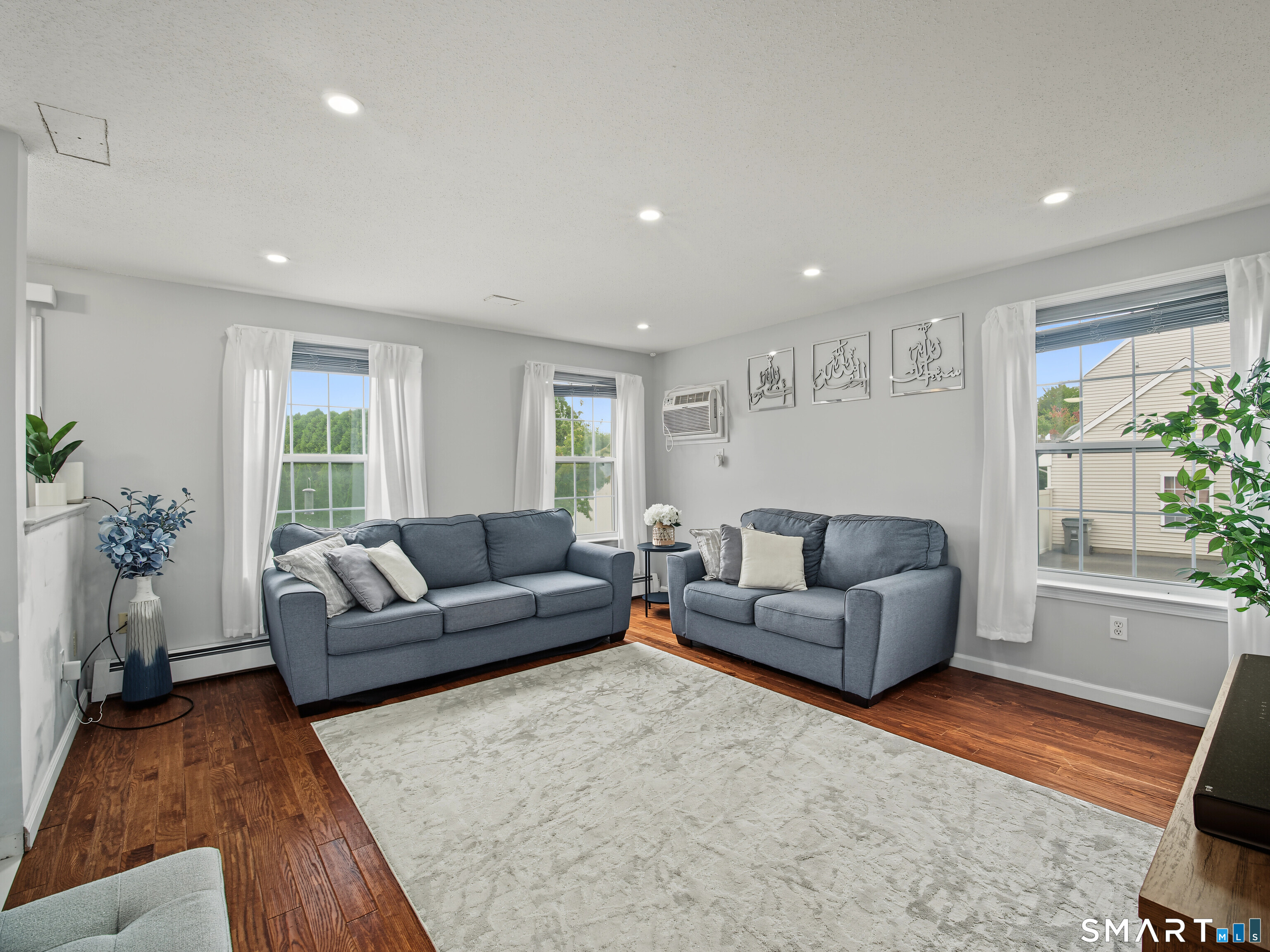 46 Bentley Drive Manchester CT 06042