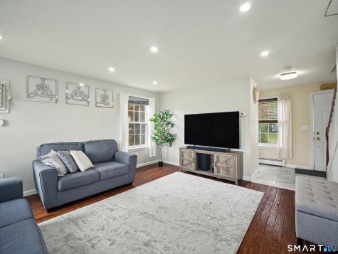 46 Bentley Drive Manchester CT 06042