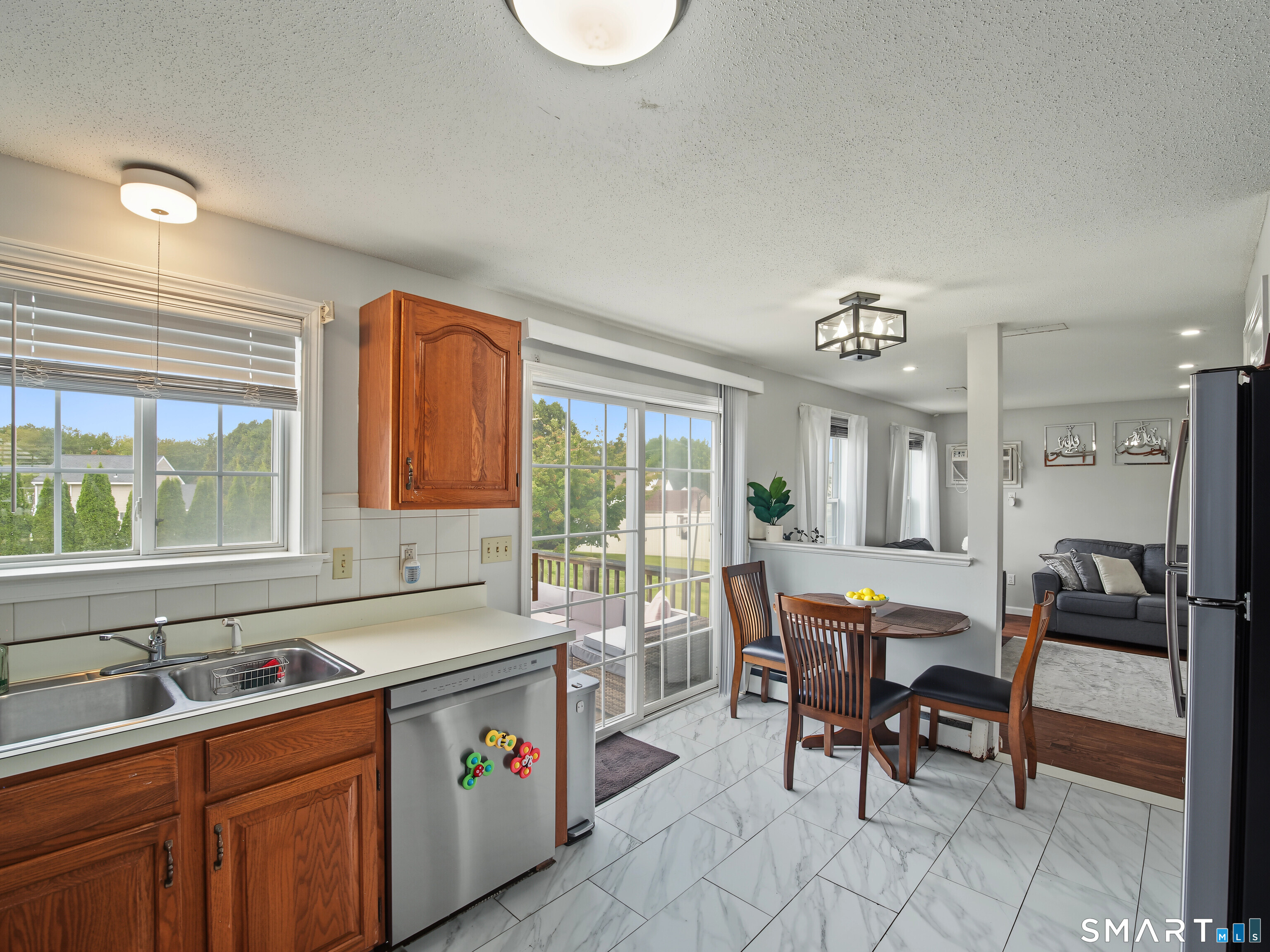 46 Bentley Drive Manchester CT 06042