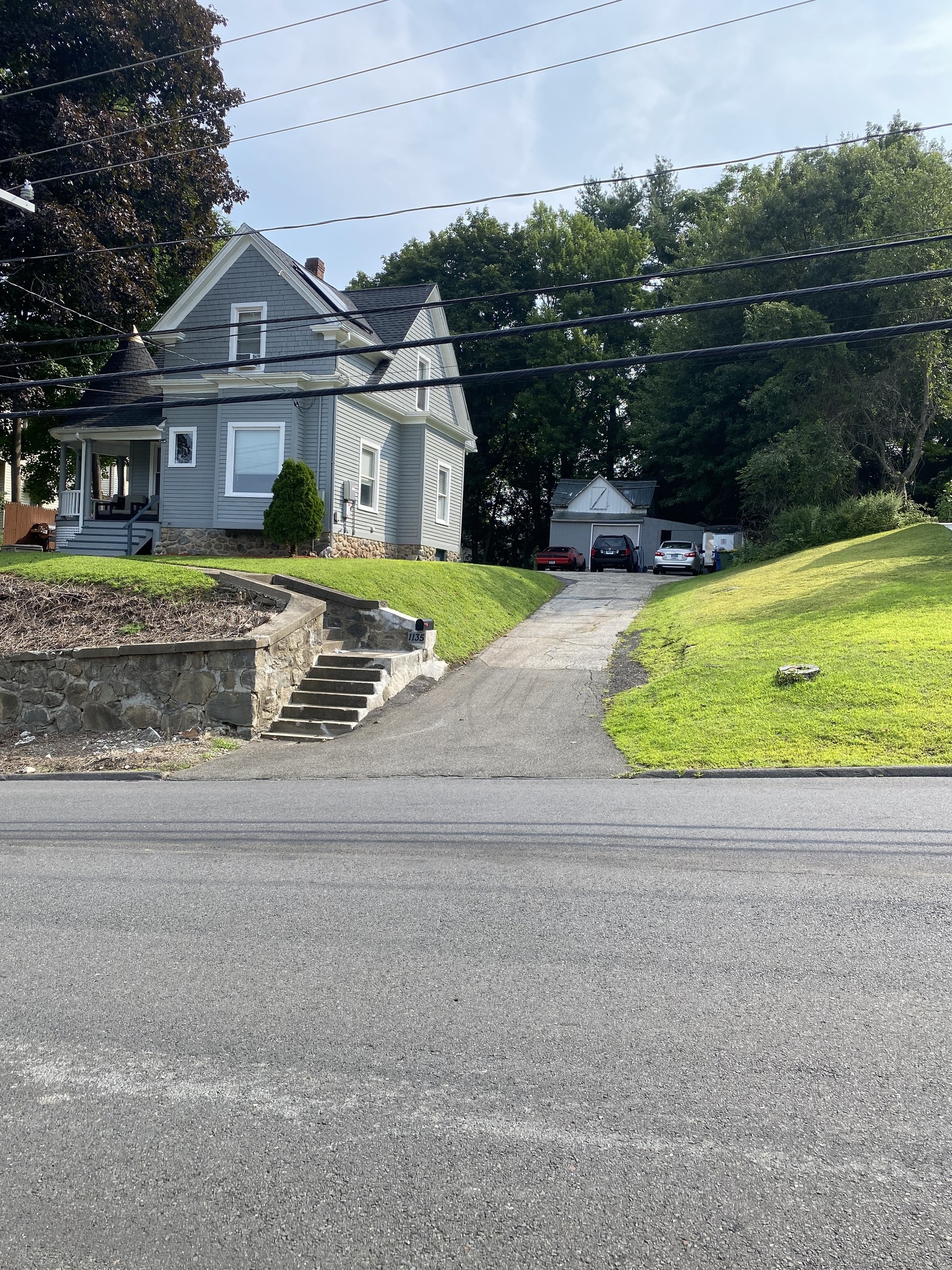 1135 Hamilton Avenue Waterbury CT 06706