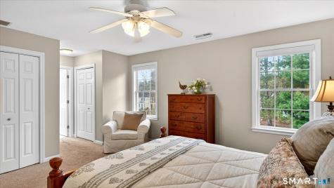 114 Fox Hollow Avon CT 06001