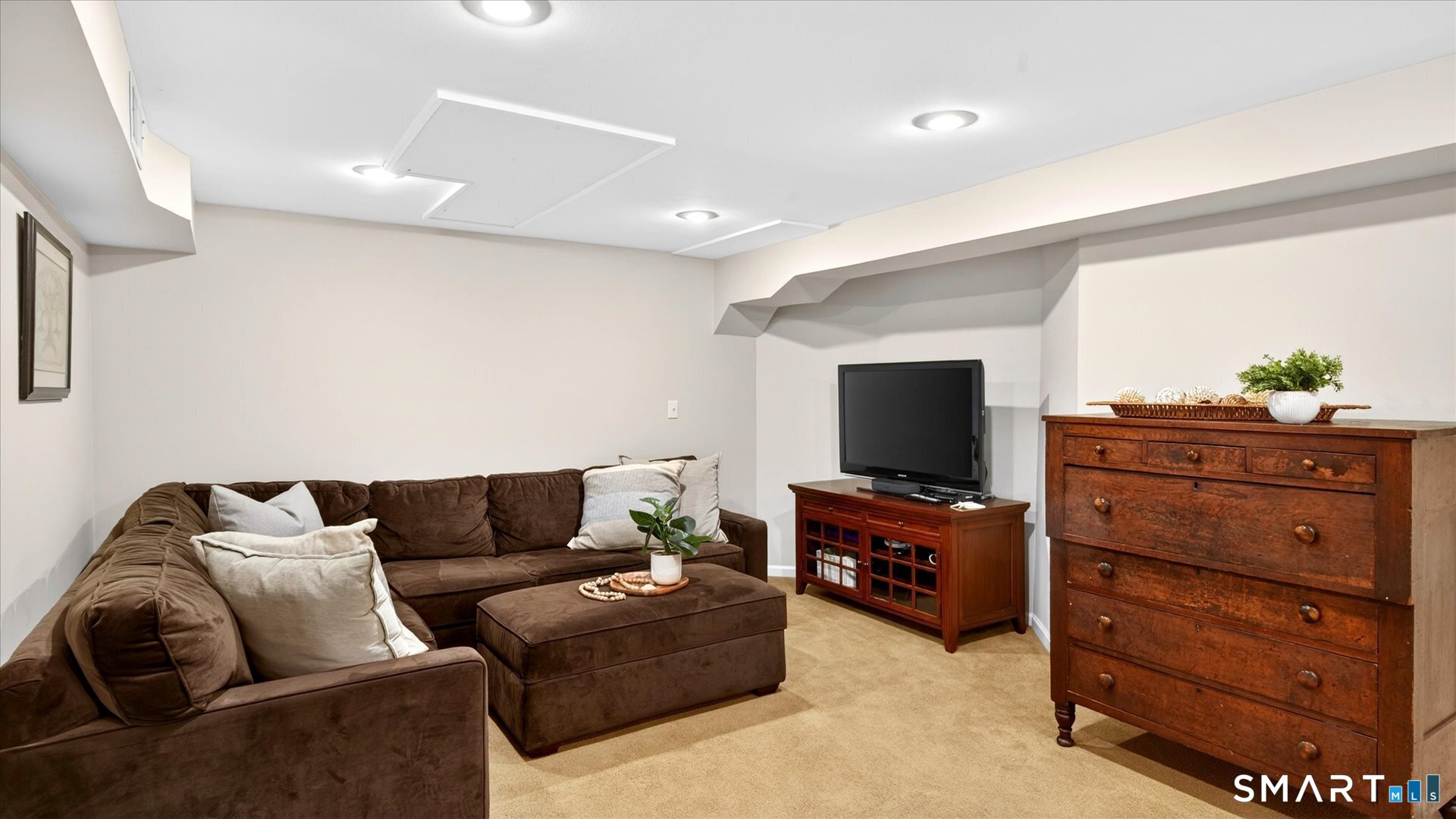 114 Fox Hollow Avon CT 06001