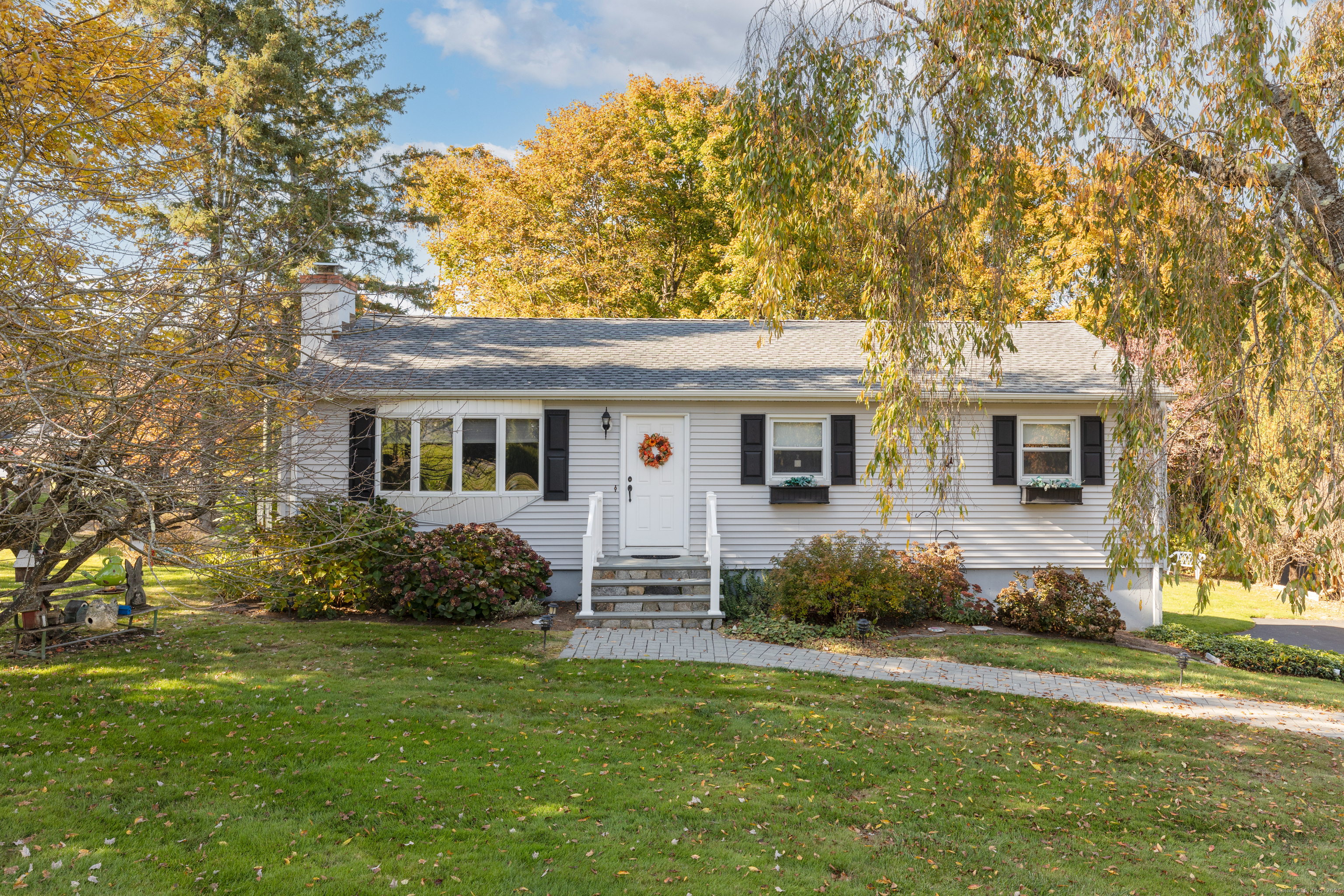 28 Possum Drive New Fairfield CT 06812