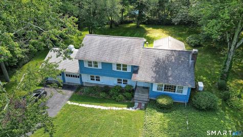 4 Austin Dr Extension Easton CT 06612