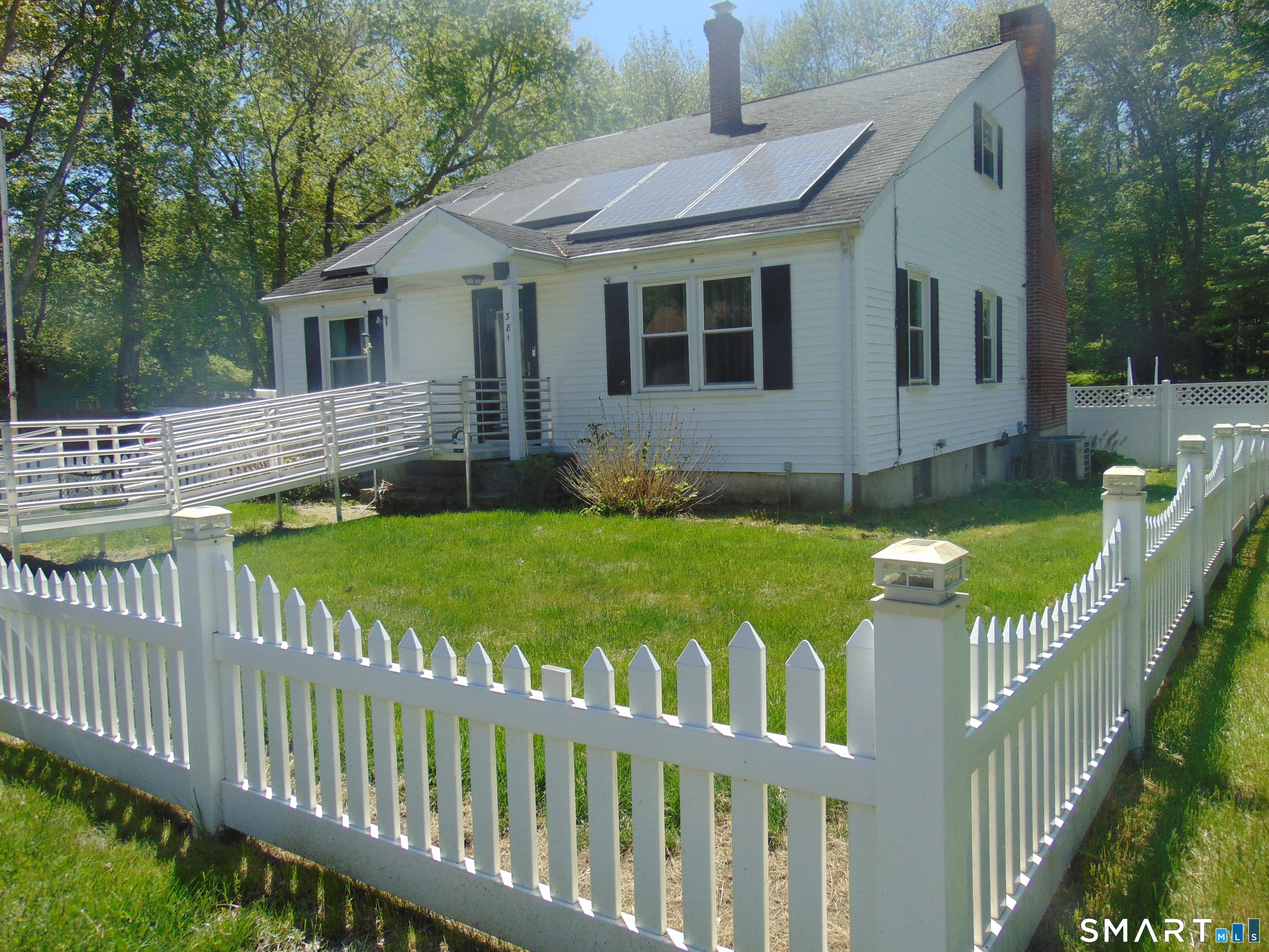 381 Chestnut Hill Avenue Waterbury CT 06704