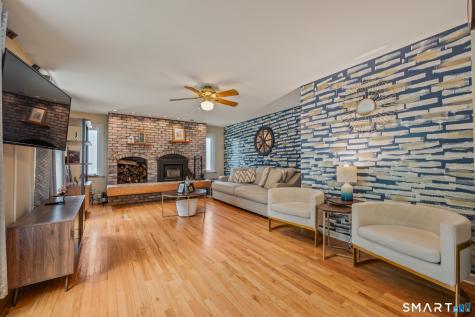 381 Chestnut Hill Avenue Waterbury CT 06704