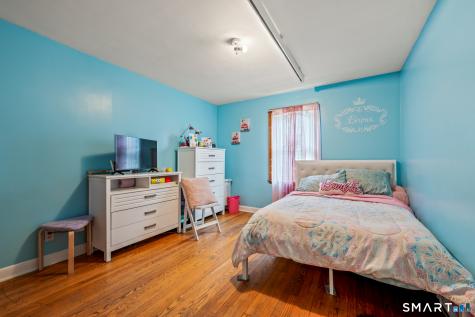 381 Chestnut Hill Avenue Waterbury CT 06704