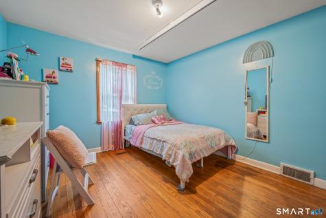 381 Chestnut Hill Avenue Waterbury CT 06704