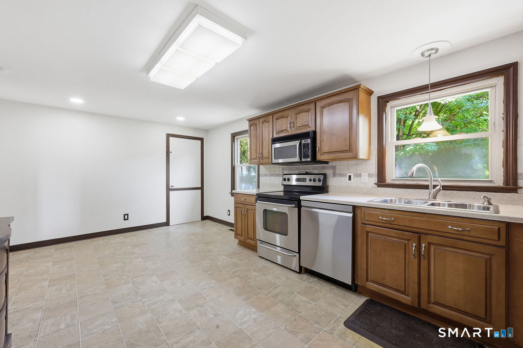 630 South Elm Street Wallingford CT 06492