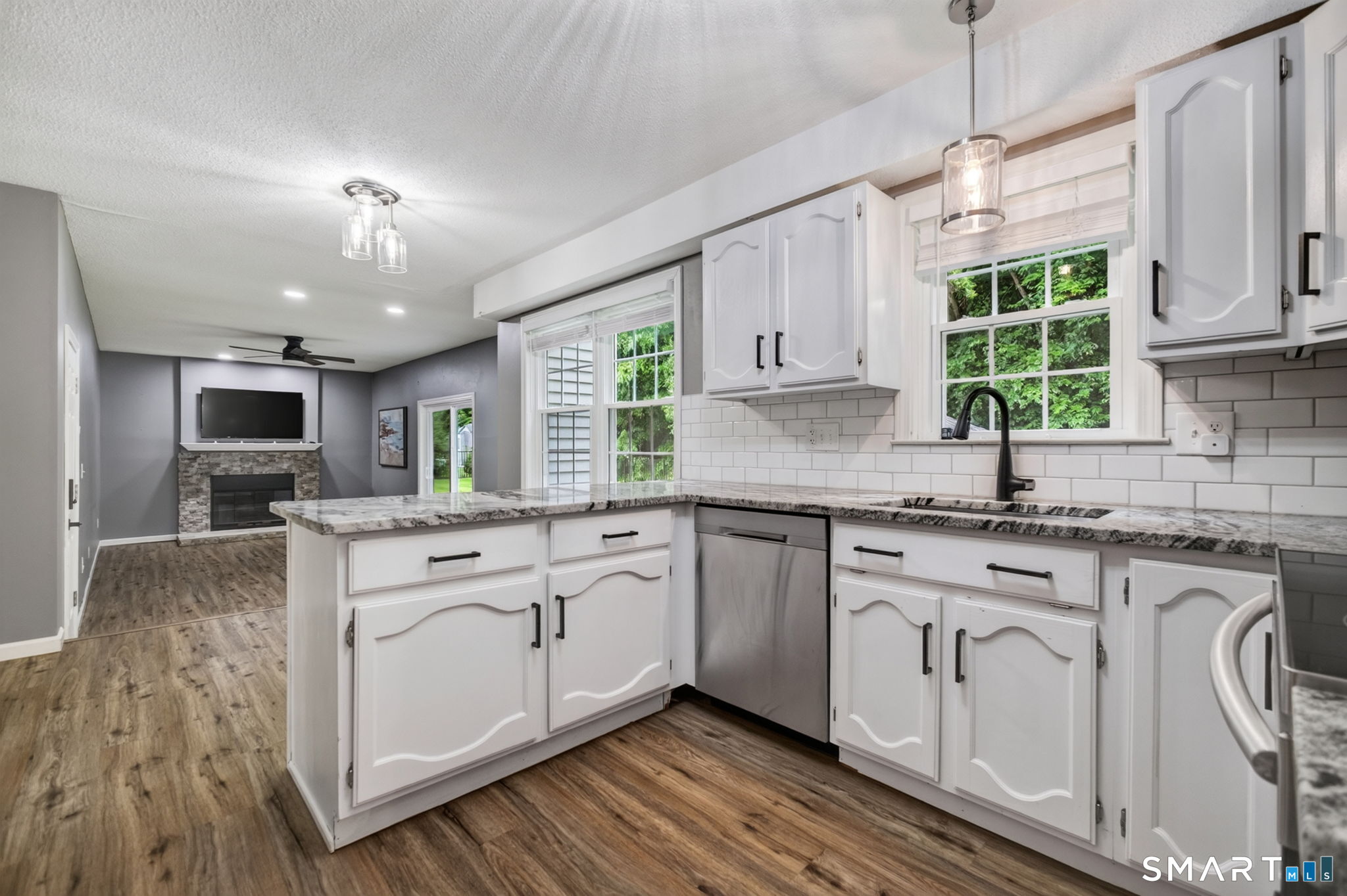 42 Wood Terrace East Haven CT 06513