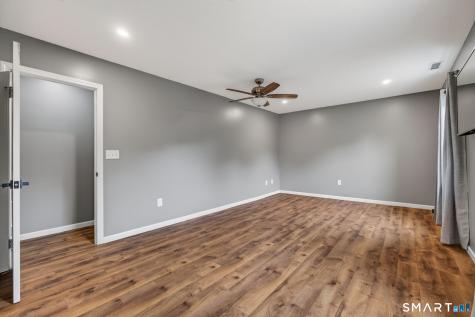 42 Wood Terrace East Haven CT 06513