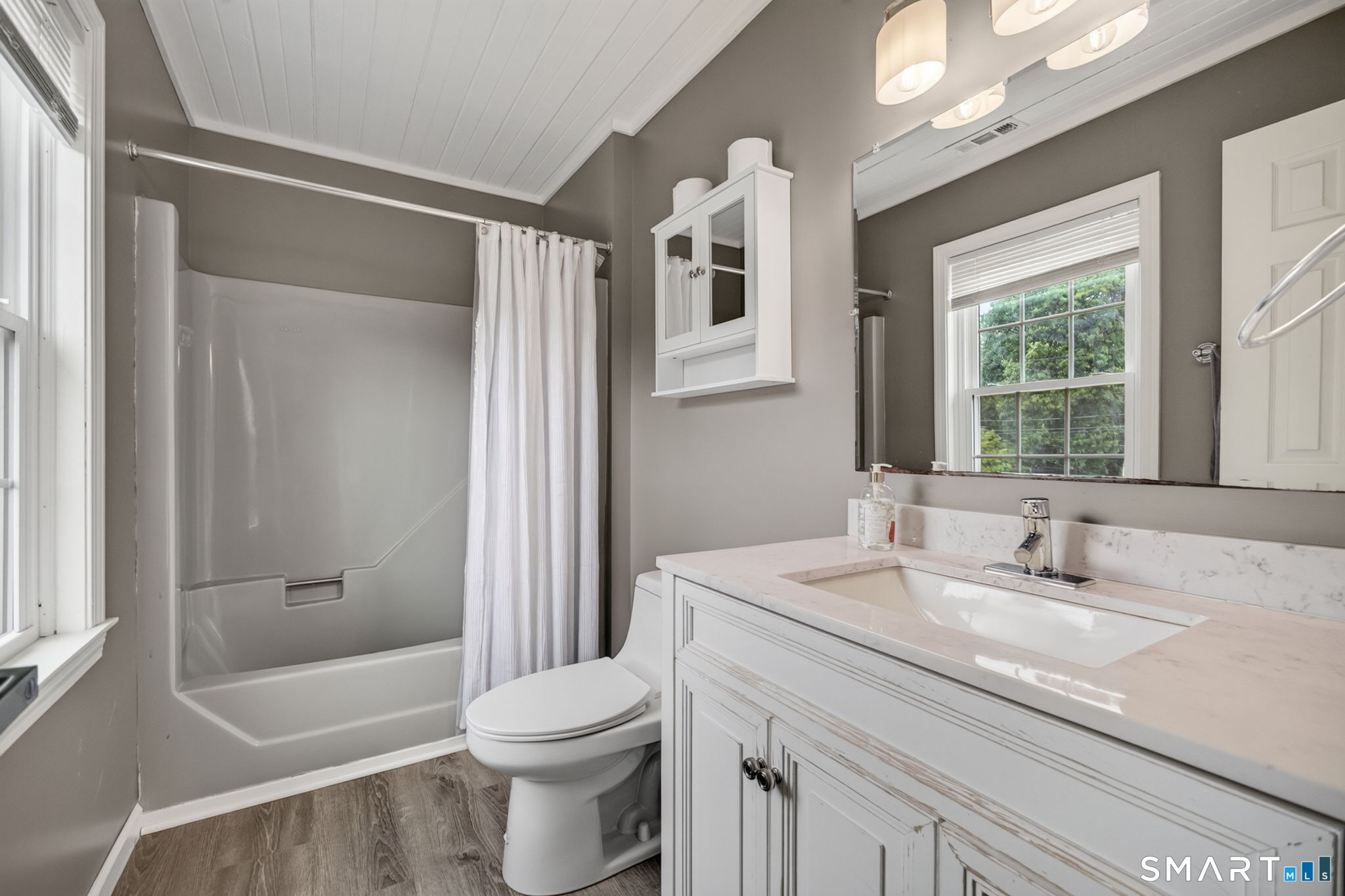 42 Wood Terrace East Haven CT 06513
