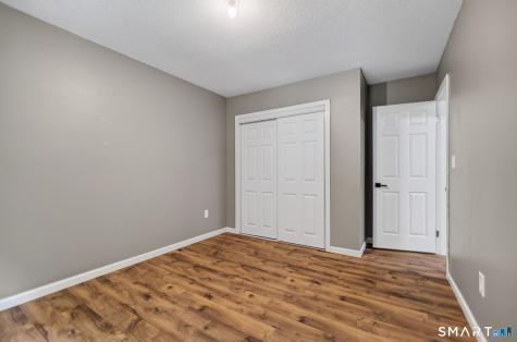 42 Wood Terrace East Haven CT 06513