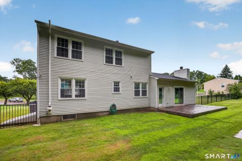 42 Wood Terrace East Haven CT 06513