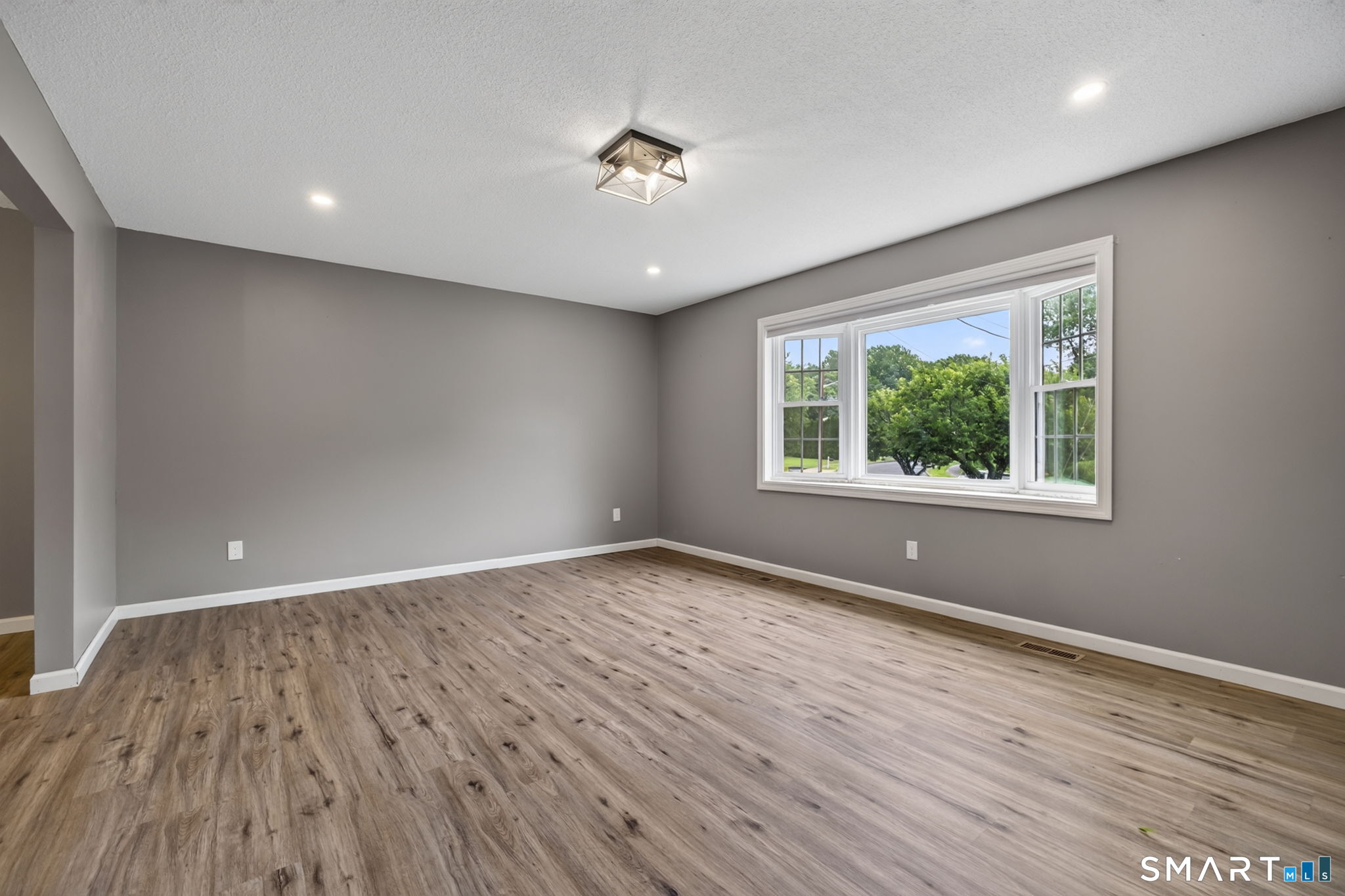 42 Wood Terrace East Haven CT 06513