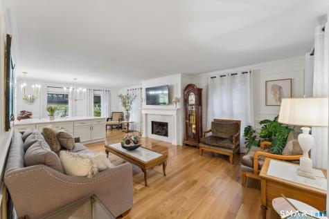 9 Fox Hollow Lane Newtown CT 06482