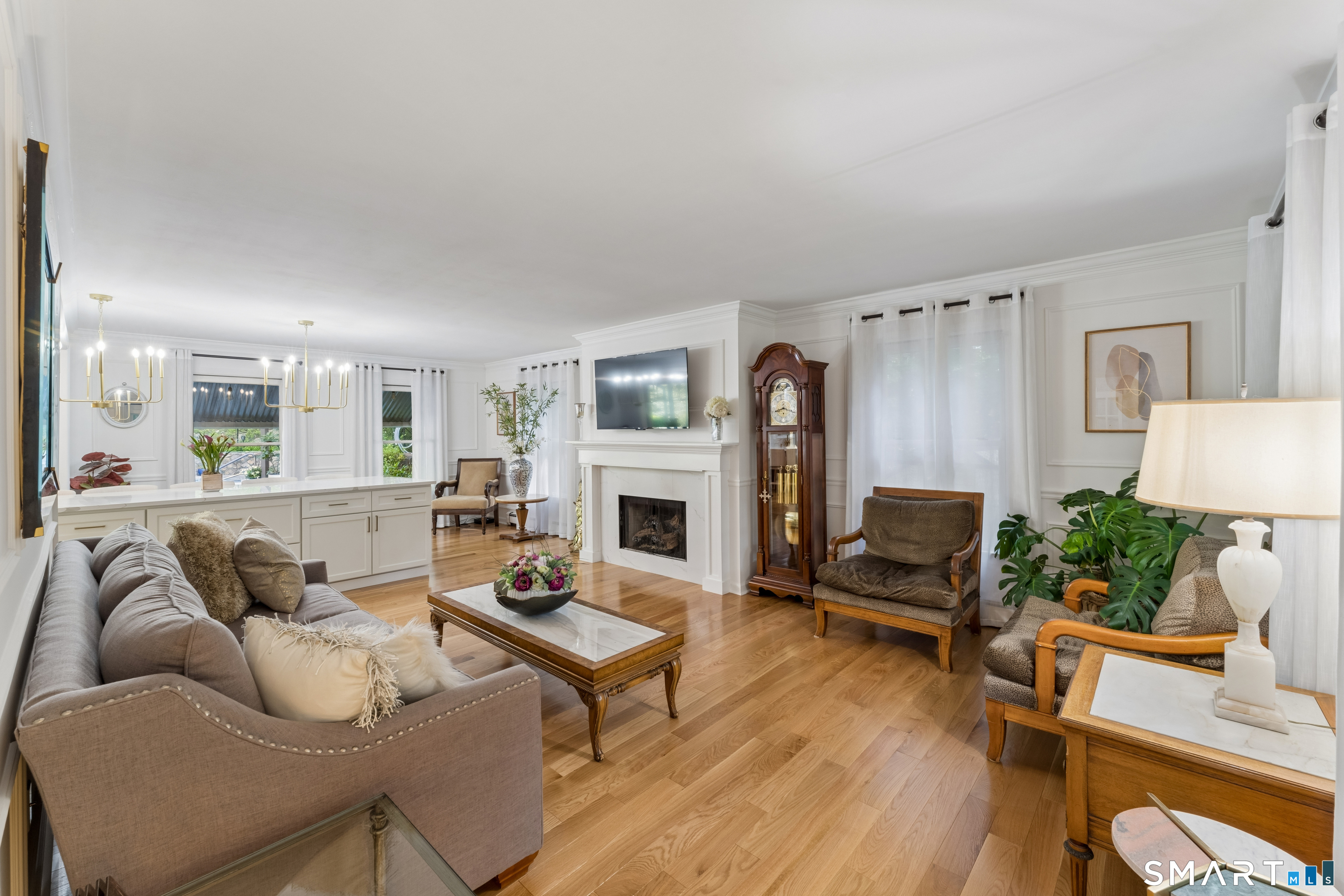 9 Fox Hollow Lane Newtown CT 06482