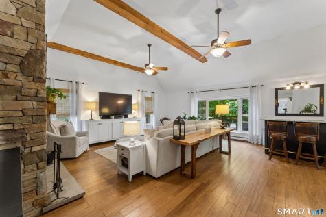9 Fox Hollow Lane Newtown CT 06482