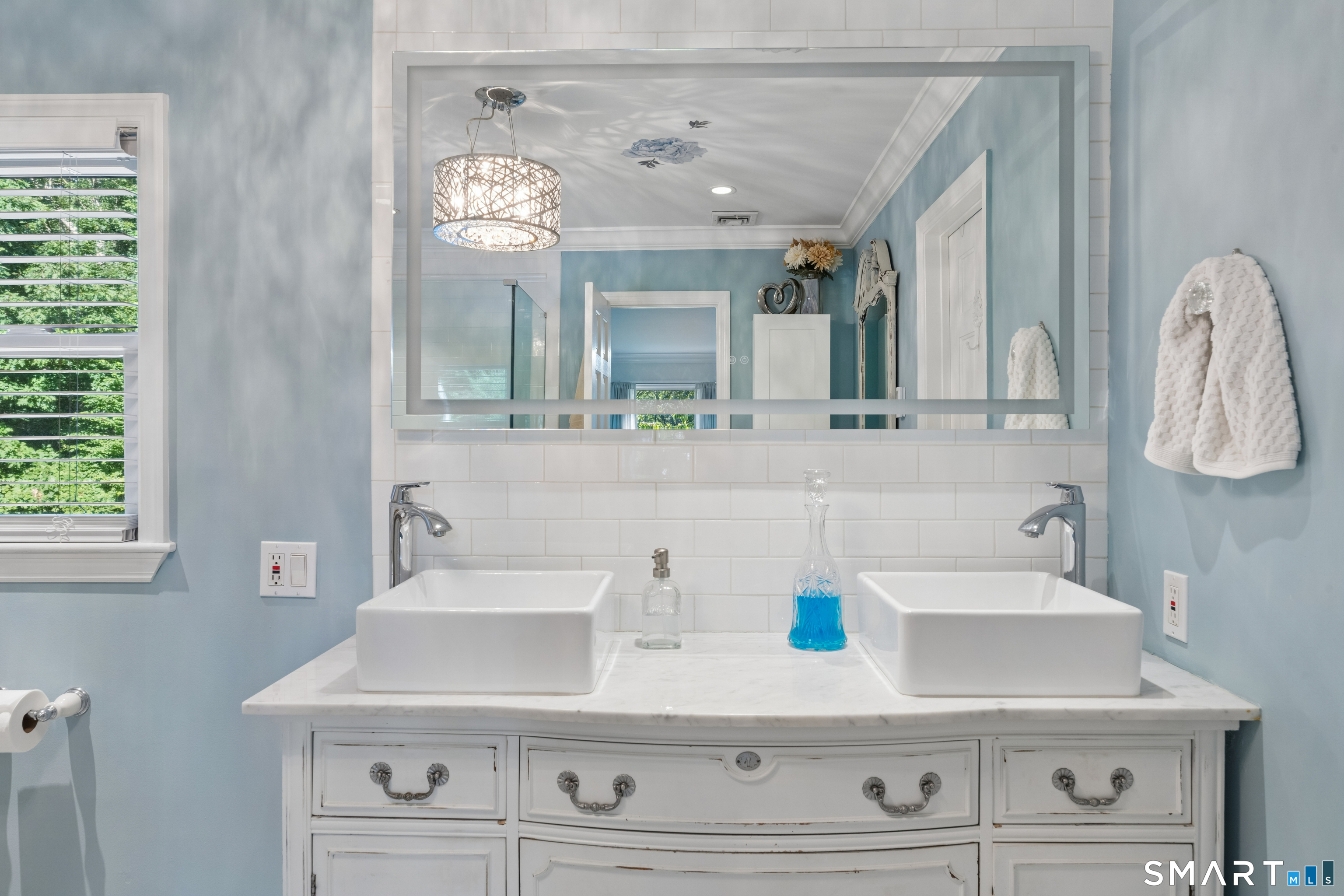 9 Fox Hollow Lane Newtown CT 06482