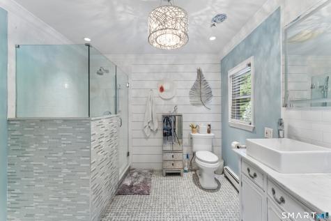 9 Fox Hollow Lane Newtown CT 06482