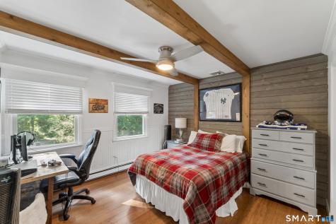 9 Fox Hollow Lane Newtown CT 06482