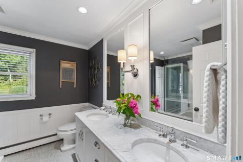 9 Fox Hollow Lane Newtown CT 06482