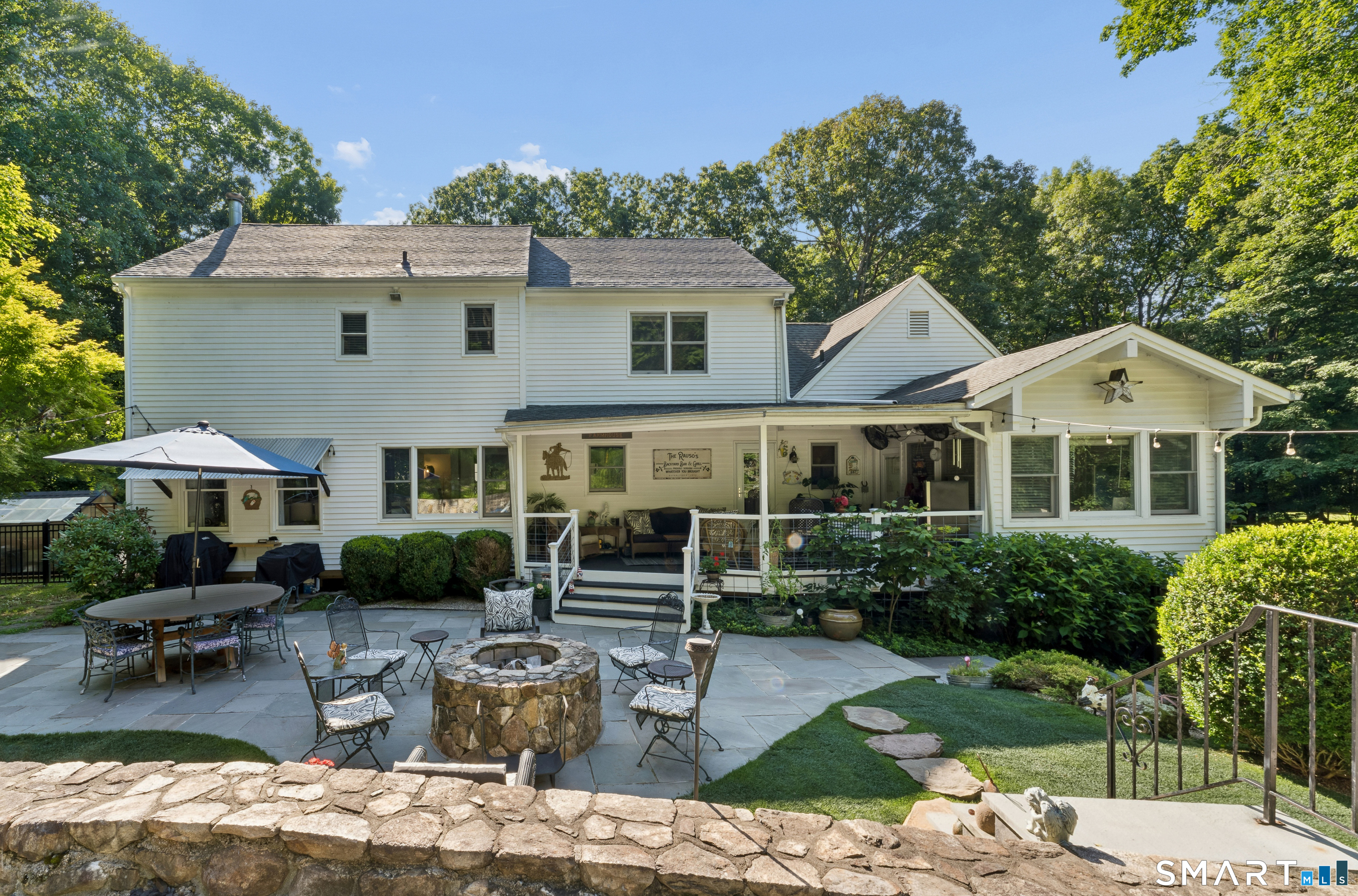 9 Fox Hollow Lane Newtown CT 06482
