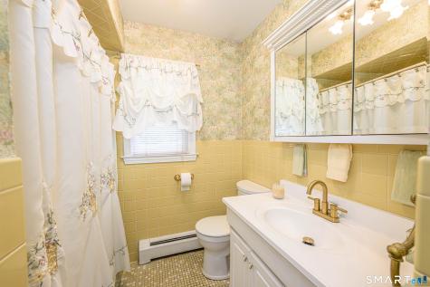 75 Woodvale Drive North Branford CT 06405
