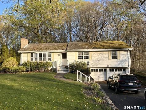 438 Old Country Road Orange CT 06477