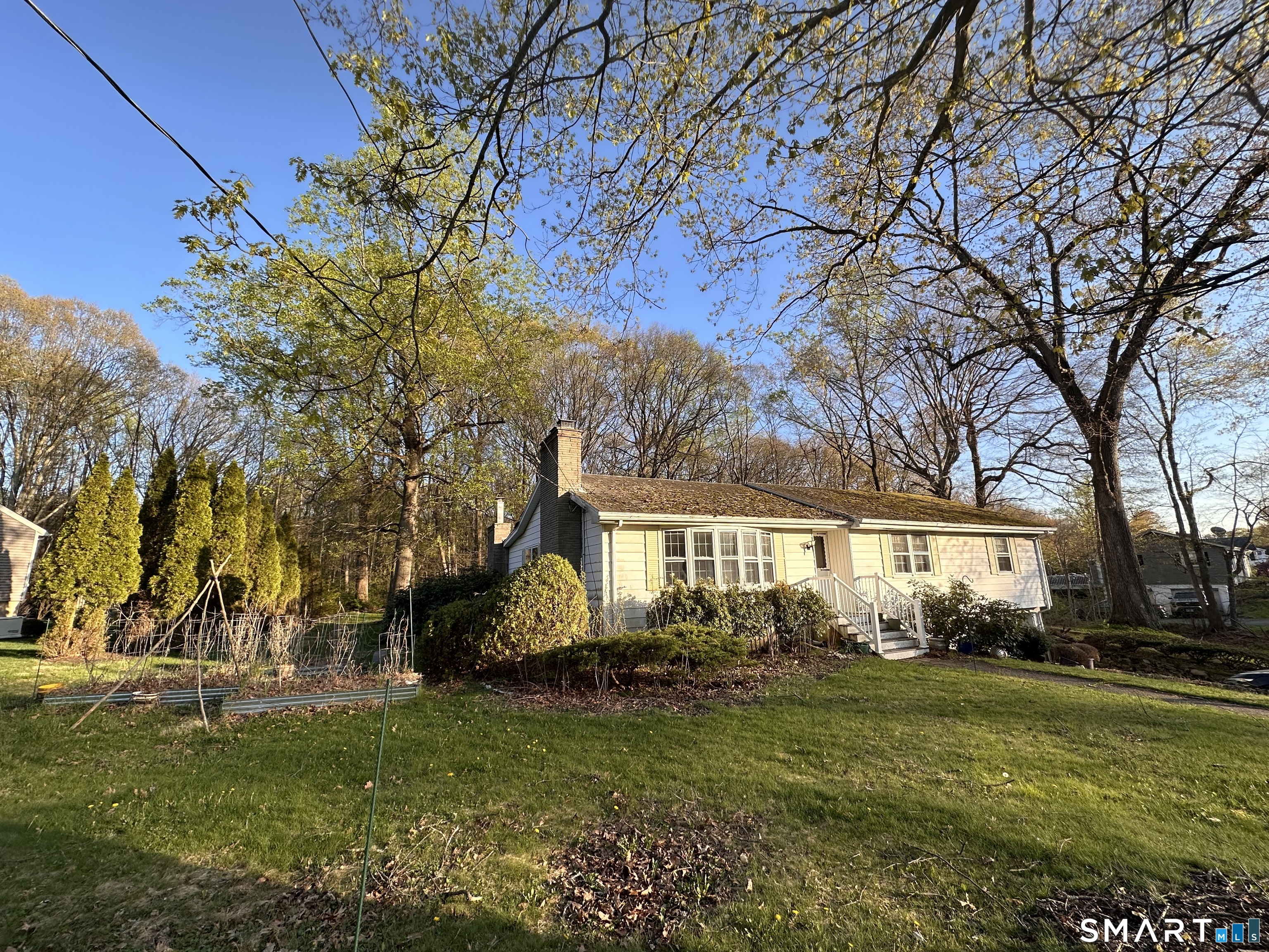 438 Old Country Road Orange CT 06477