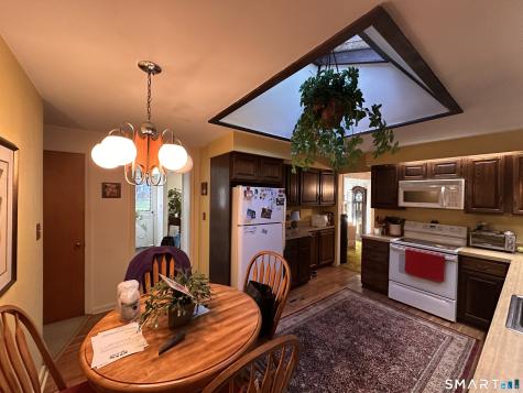438 Old Country Road Orange CT 06477
