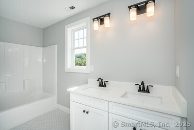 953 High Road Berlin CT 06037