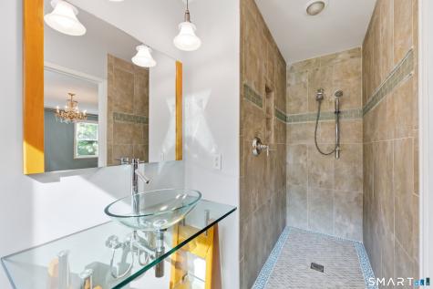 161 Great Pond Road Simsbury CT 06070
