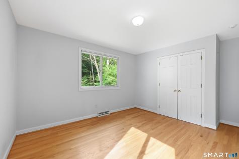 161 Great Pond Road Simsbury CT 06070