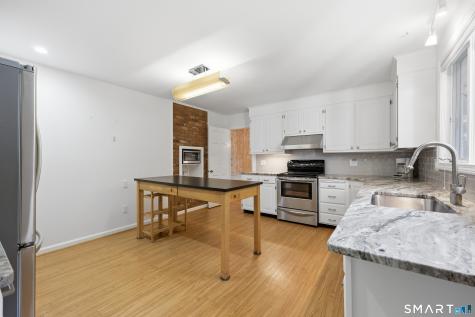161 Great Pond Road Simsbury CT 06070