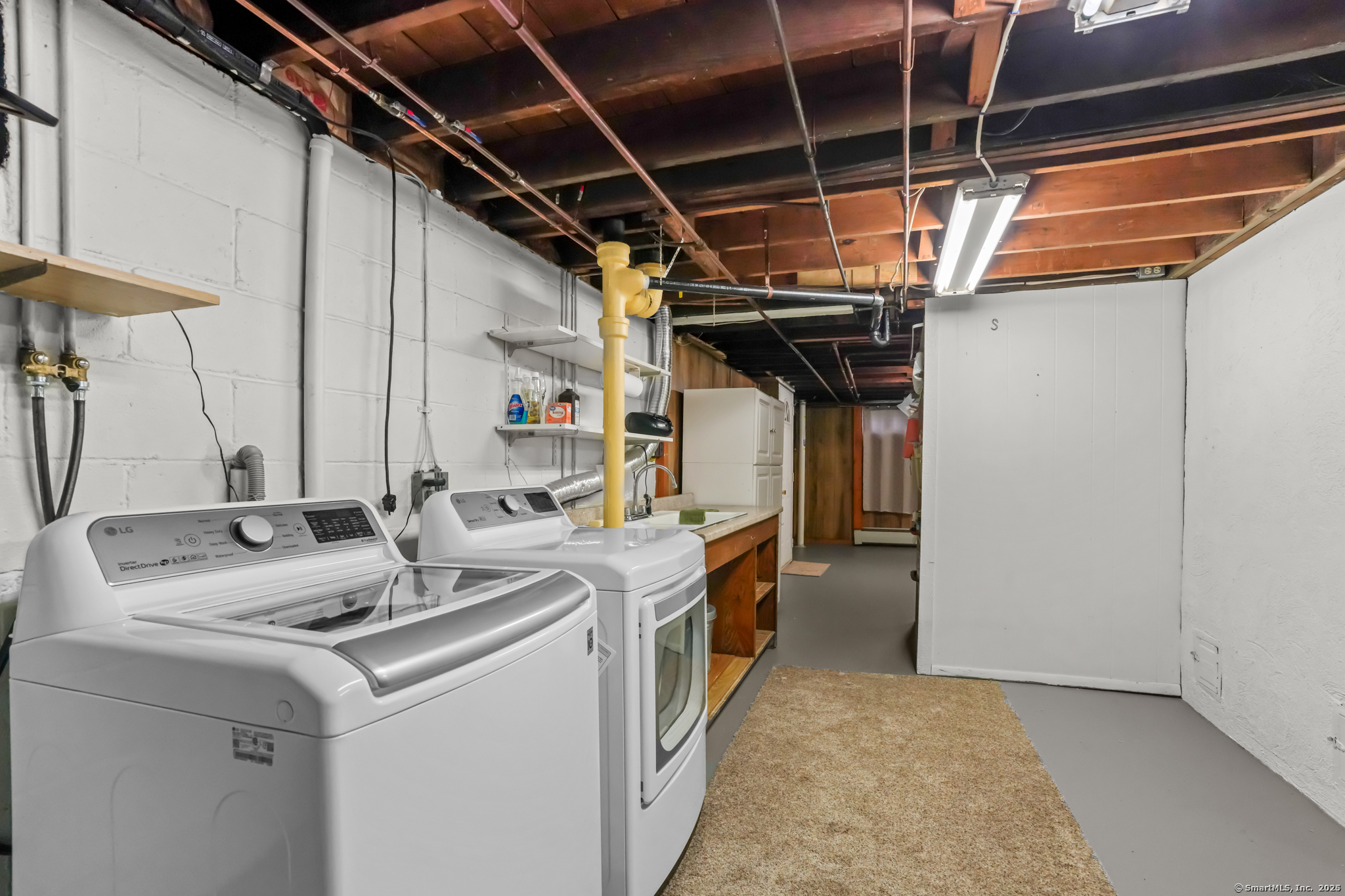 53 Cleveland Street Putnam CT 06260